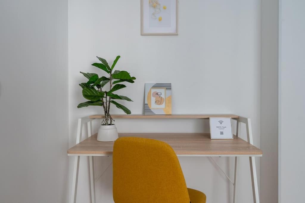 1Br Haven With Swift City Access By Hm ウィーン エクステリア 写真